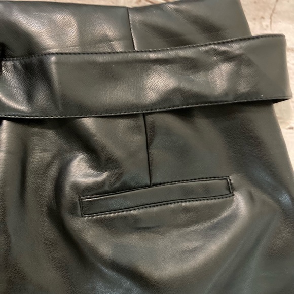 NWT ,fashion original design black faux leather shorts high waisted size … - Picture 8 of 16